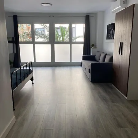 Benito Perez Galdos Apartment *